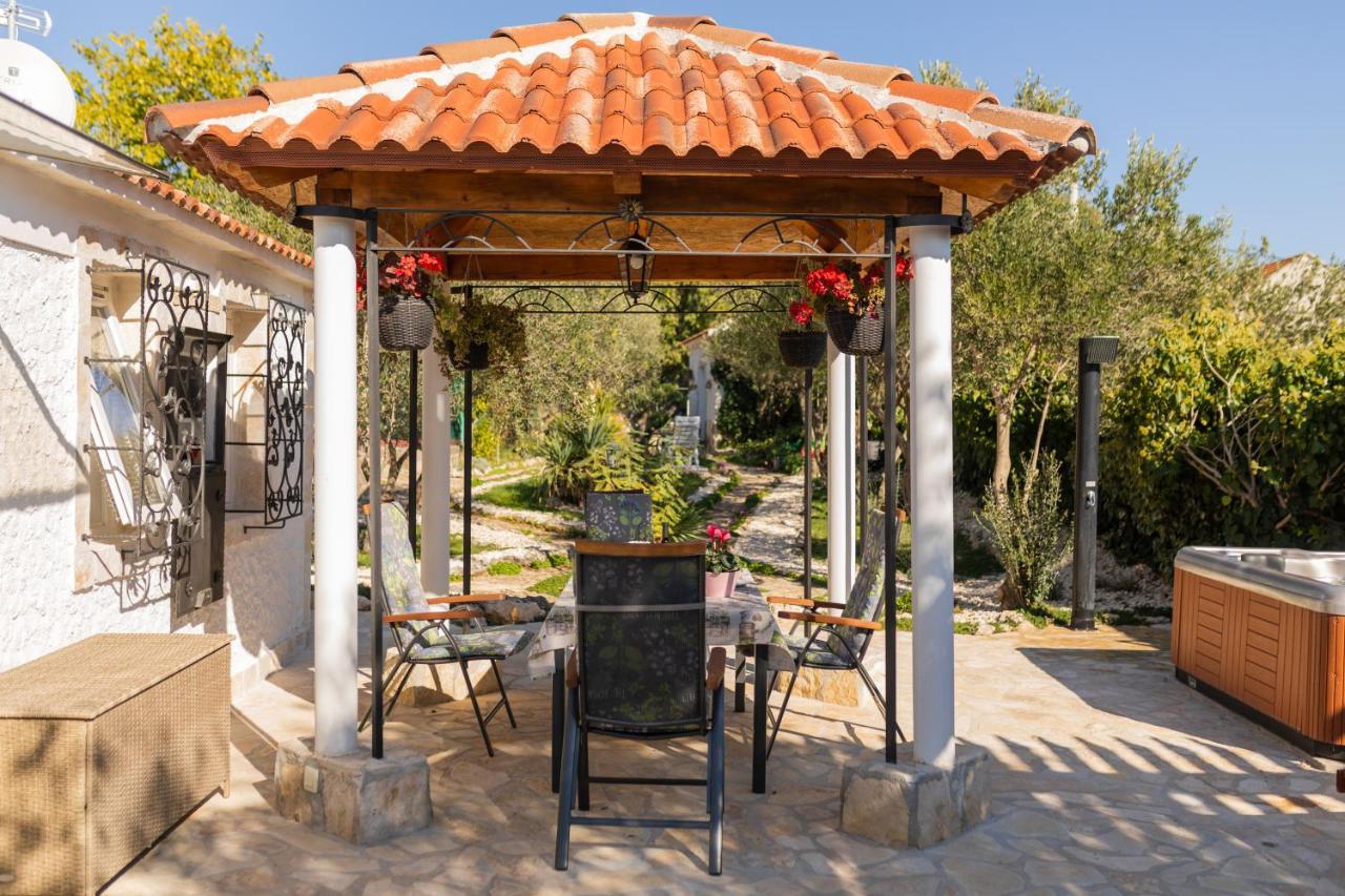 Anica&Jaglica Villa Bristane Exterior photo